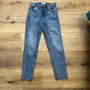 Dynamite Claudia Jeans. Size 25.